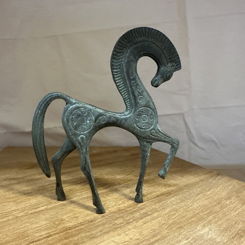 Ancient greek style mid - style,