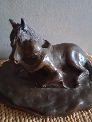 Lovely vintage cold cast - vintage,