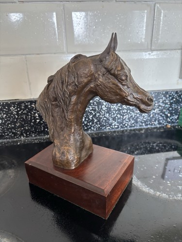 Vintage mary pinsent cold cast - mary,