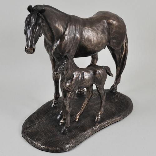 Mare and foal larrge 23 - , 23.5cm