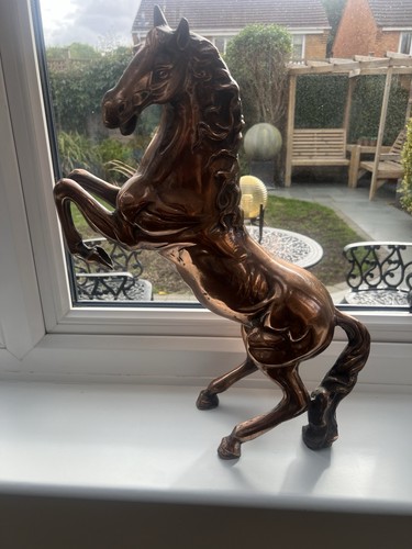 Rearing horse sculpture - rearing,